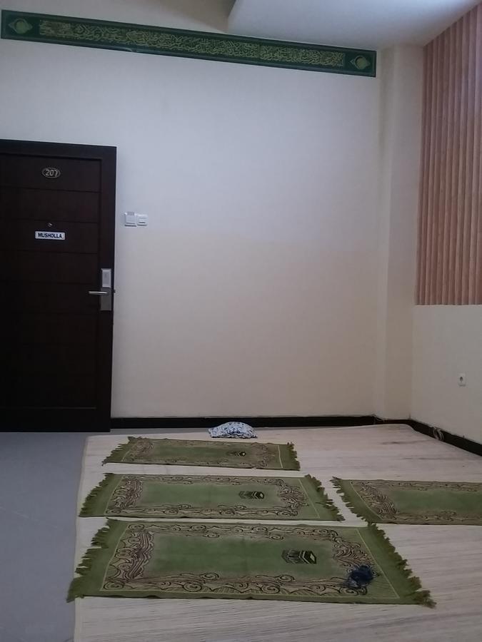 Queen City Hotel Banjarmasin Banjarmasin  Εξωτερικό φωτογραφία