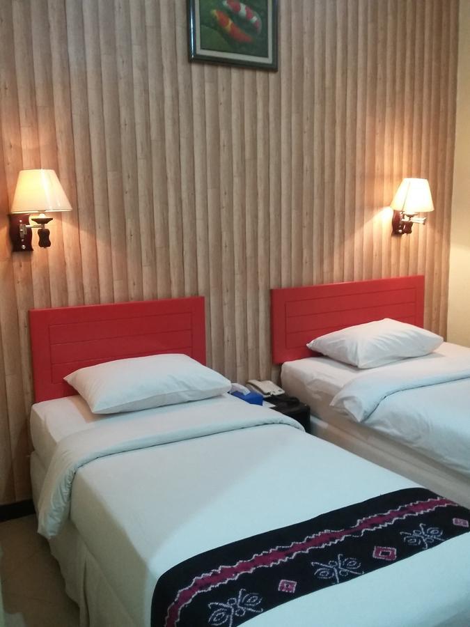 Queen City Hotel Banjarmasin Banjarmasin  Εξωτερικό φωτογραφία